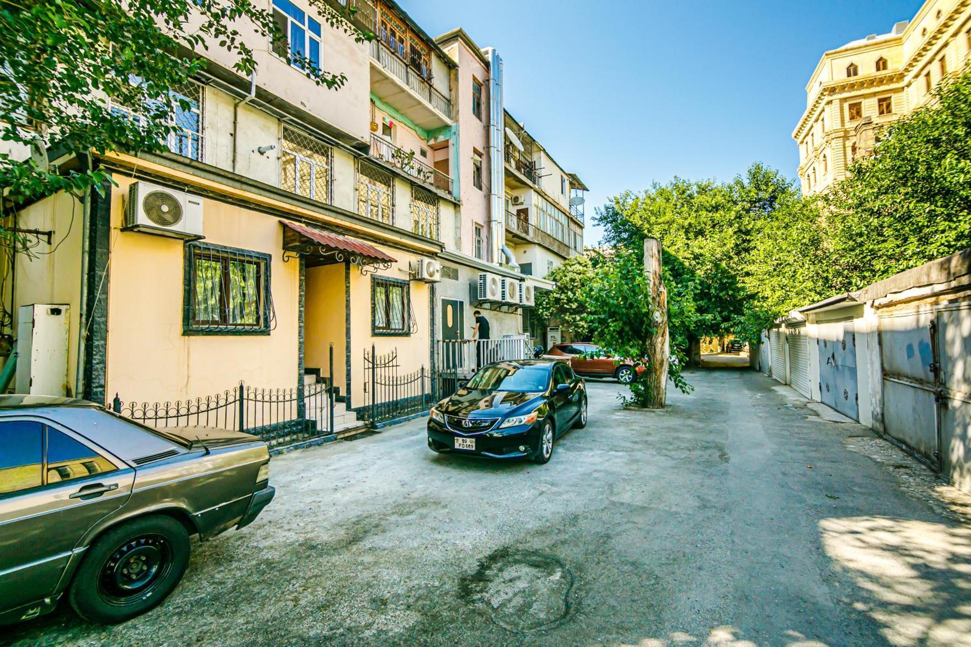 Apartments Formula 1 On Niyazi With Balconies Baku Exteriér fotografie